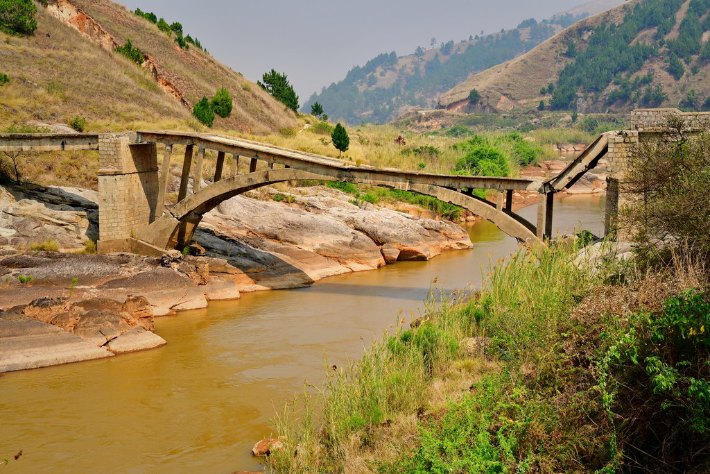 Ambositra to Antsirabe
